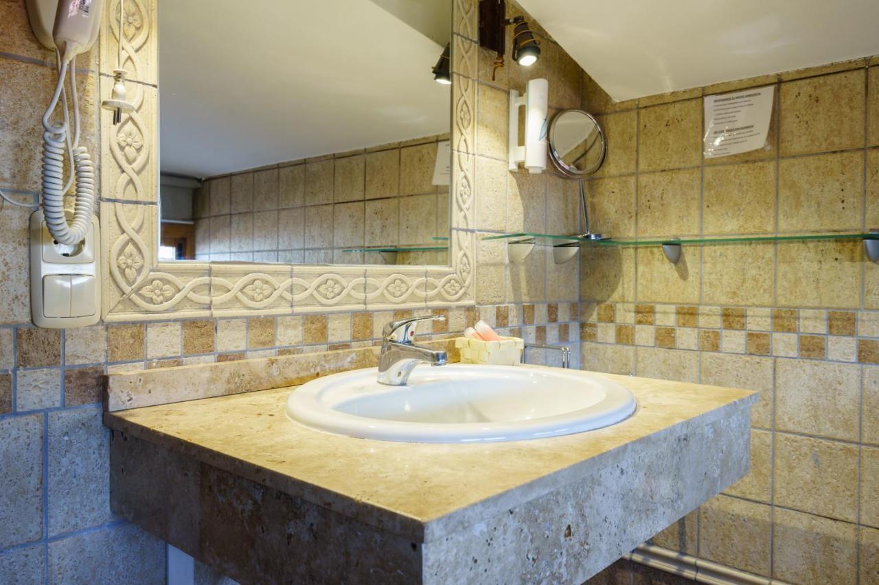 Hotel Boutique Reina Mora Γρανάδα Εξωτερικό φωτογραφία